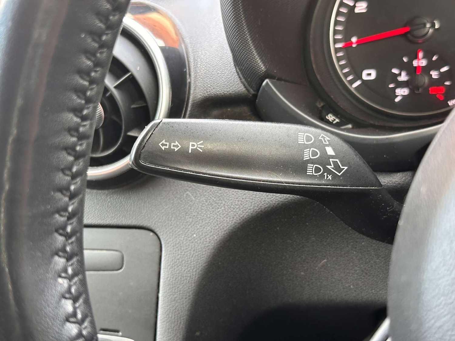 Used Audi A1 2015 for sale - 75870840: Photo 12