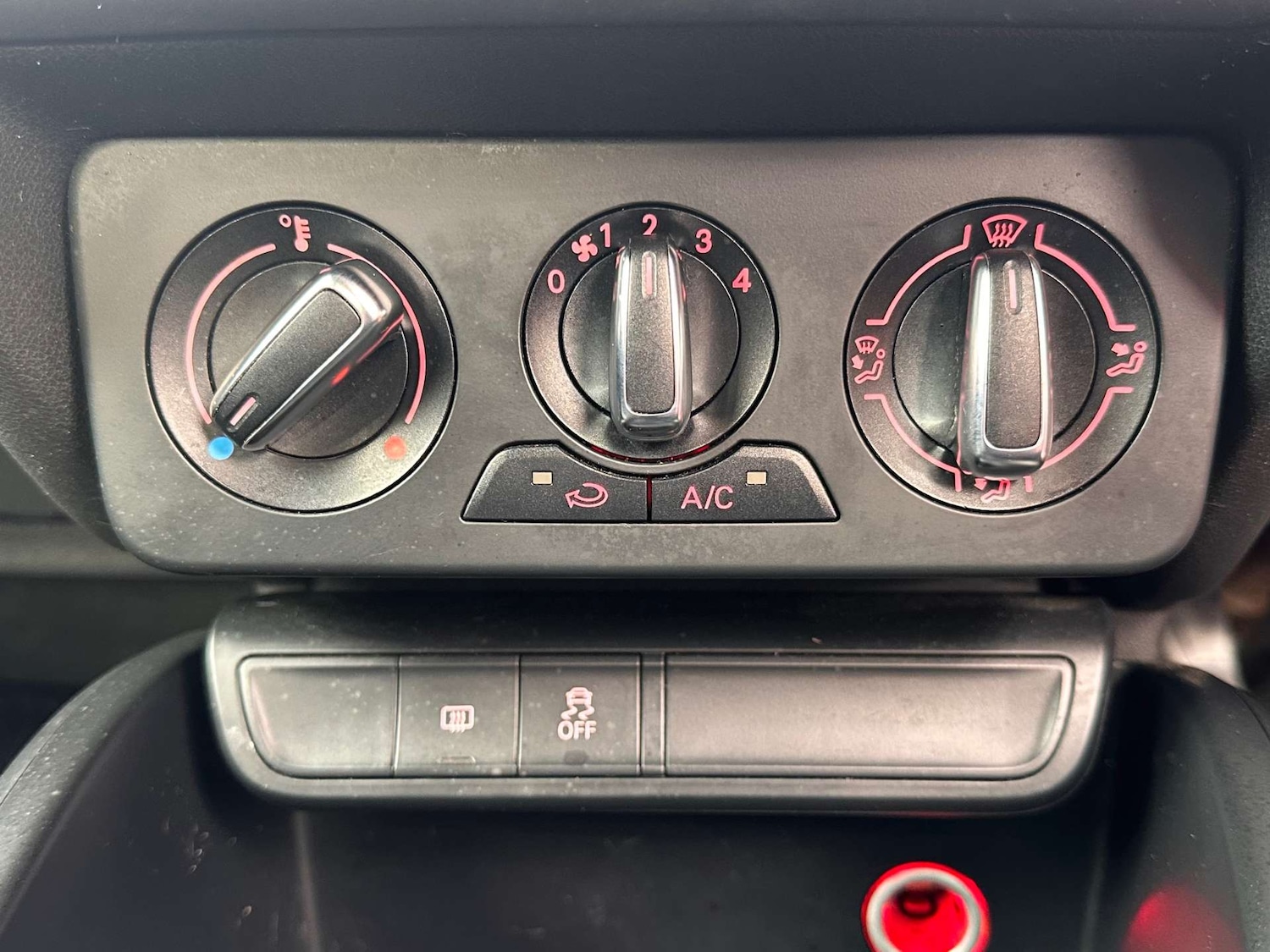 Used Audi A1 2015 for sale - 75870840: Photo 22