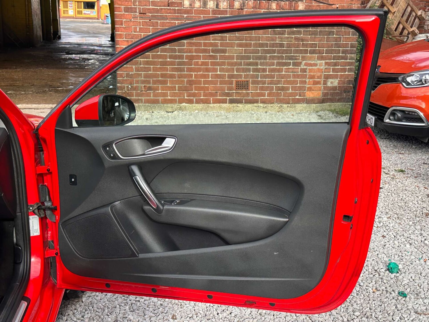 Used Audi A1 2015 for sale - 75870840: Photo 26