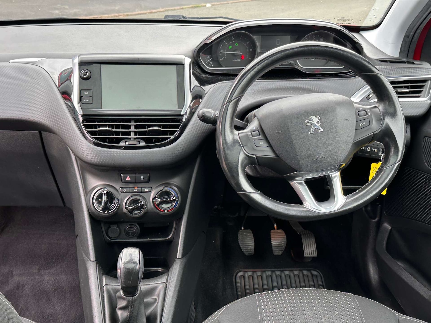 Used Peugeot 208 2016 for sale - 77148647: Photo 30