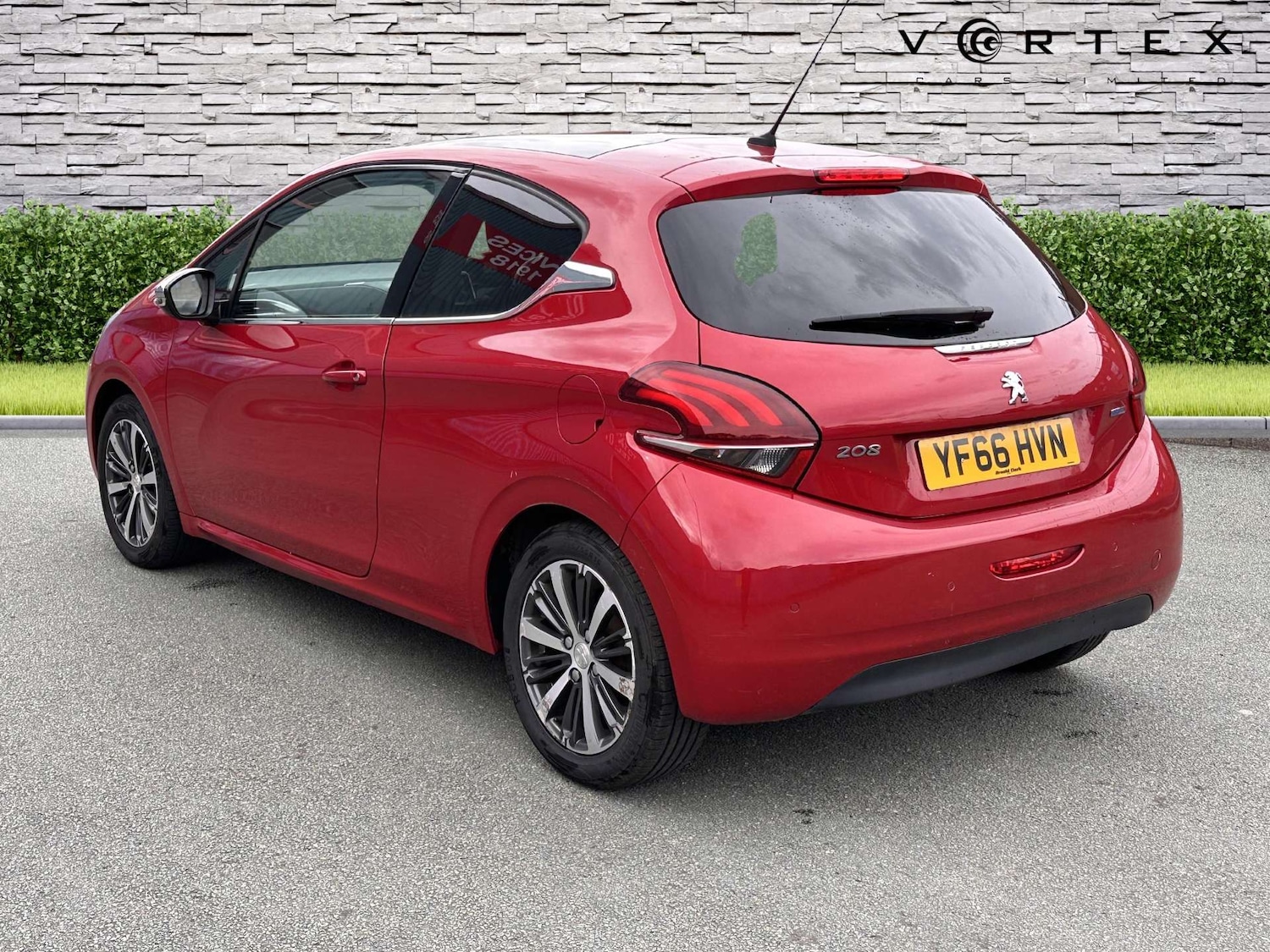Used Peugeot 208 2016 for sale - 77148647: Photo 5