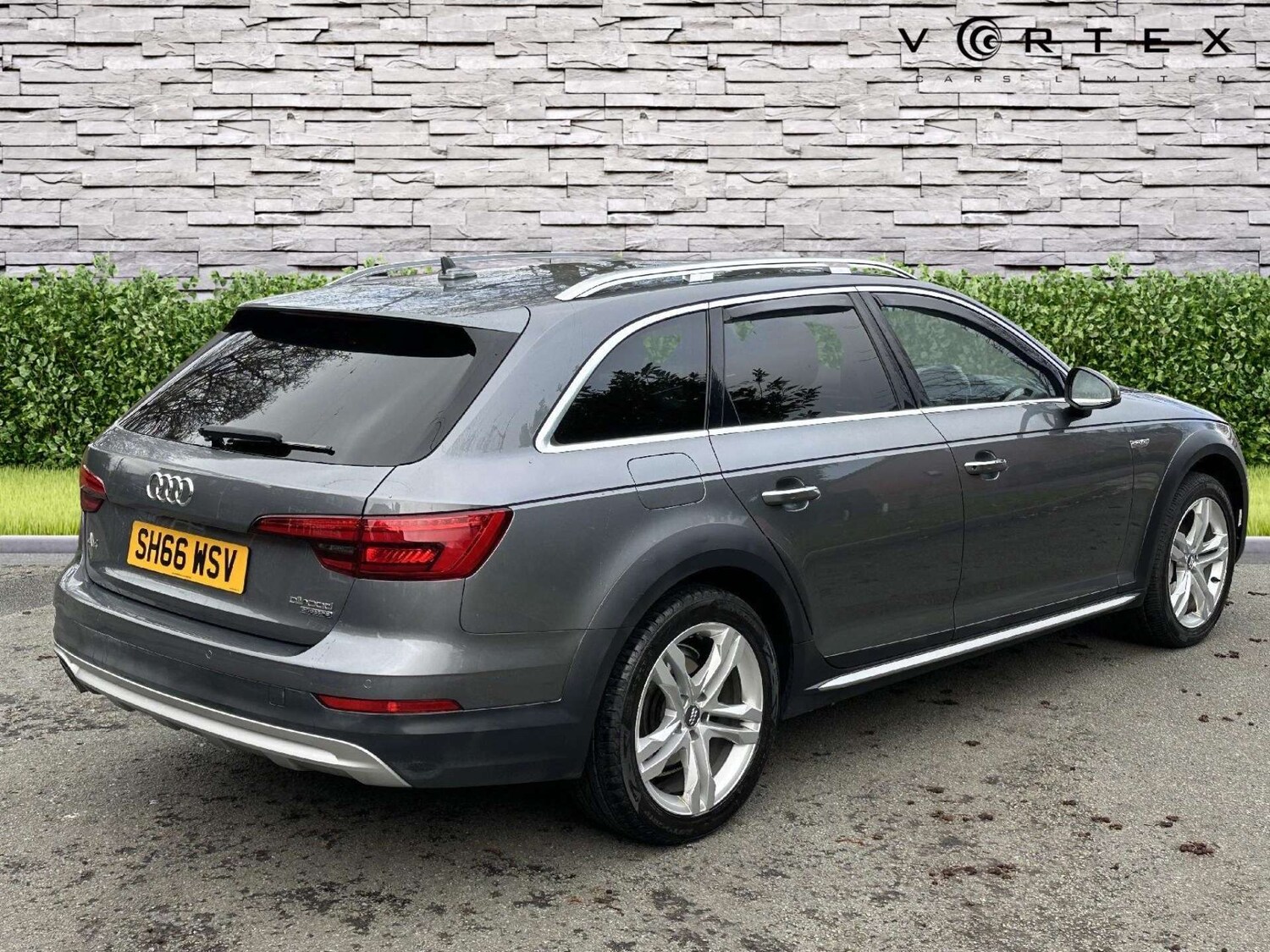 Used Audi A4 2016 for sale - 77366763: Photo 10