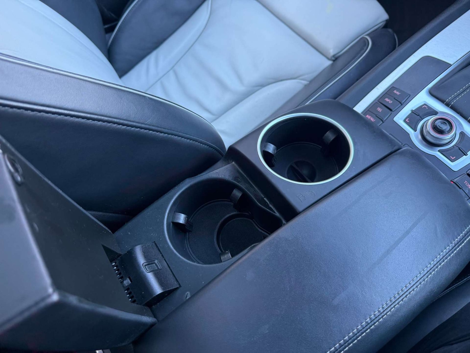 Used Audi Q7 2014 for sale - 77148646: Photo 43