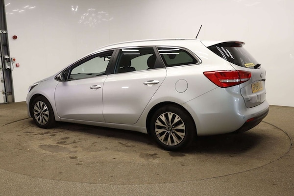 Used Kia Ceed 2016 for sale - 76220597: Photo 2