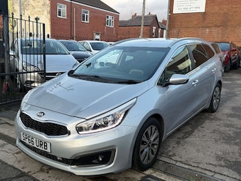 Used Kia Ceed 2016 for sale - 76220597: Photo