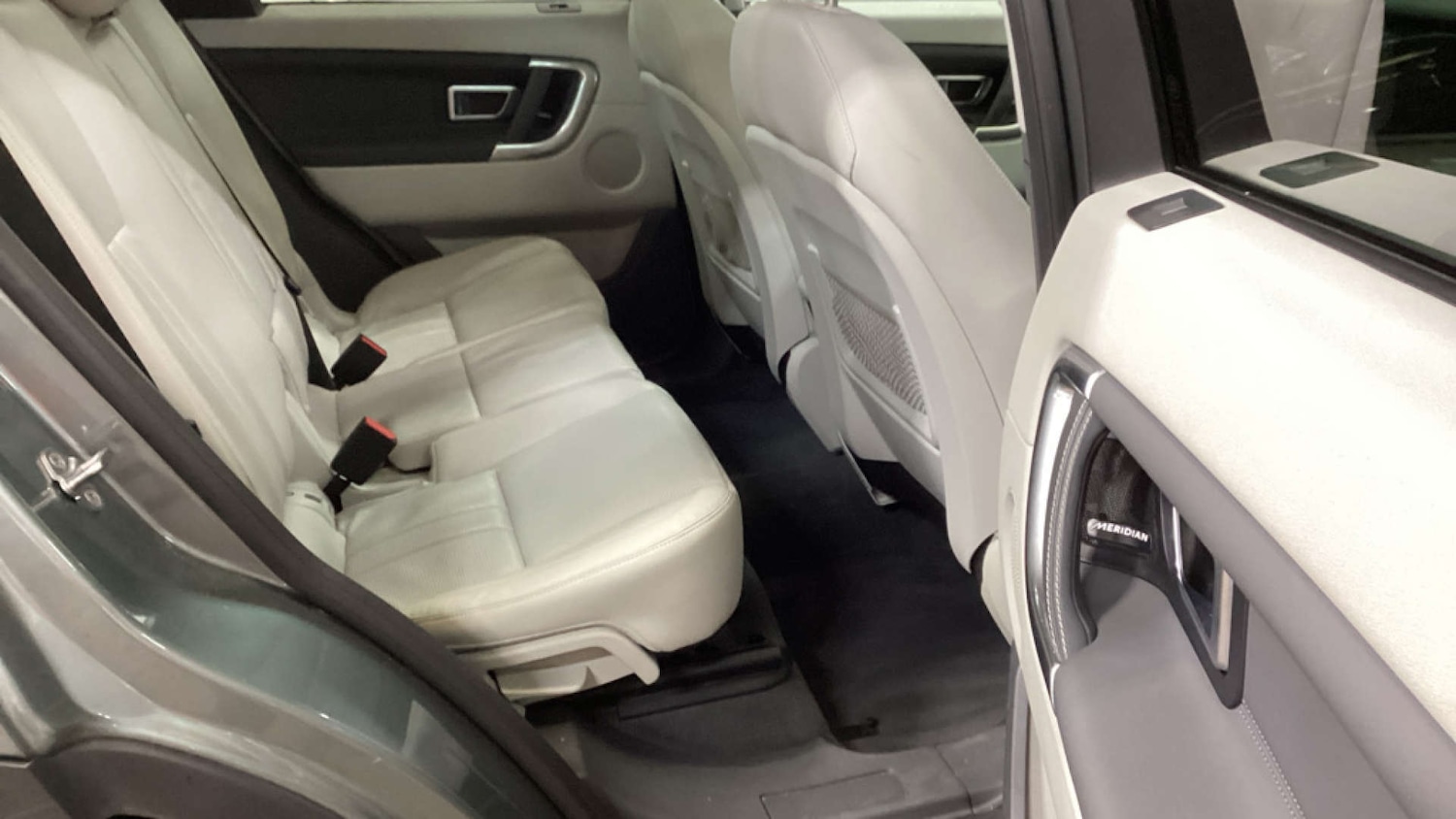 Used Land Rover Discovery Sport 2017 for sale - 77778113: Photo 7