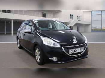 Used Peugeot 208 2015 for sale - 75690783: Photo