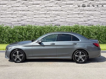 Used Mercedes-Benz C Class 2018 for sale - 79208392: Photo