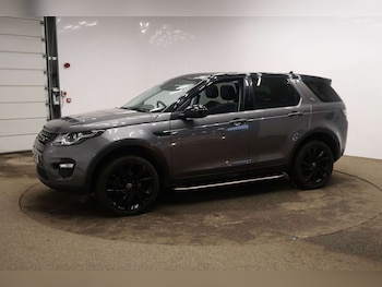 Used Land Rover Discovery Sport 2016 for sale - 77342159: Photo