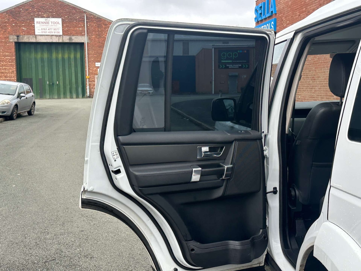 Used Land Rover Discovery 2013 for sale - 77195826: Photo 35