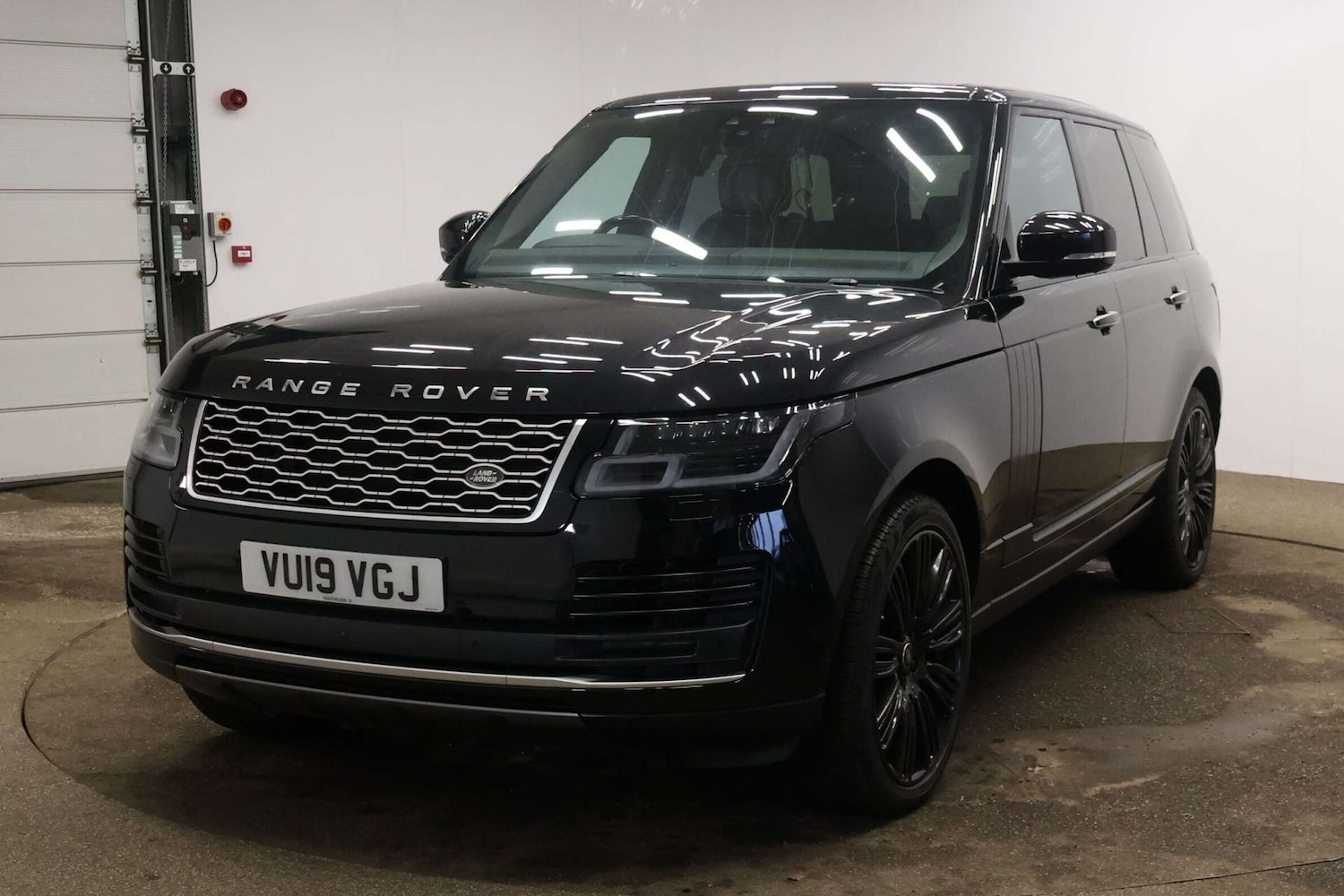 Used Land Rover Range Rover 2019 for sale - 77342166: Photo 2
