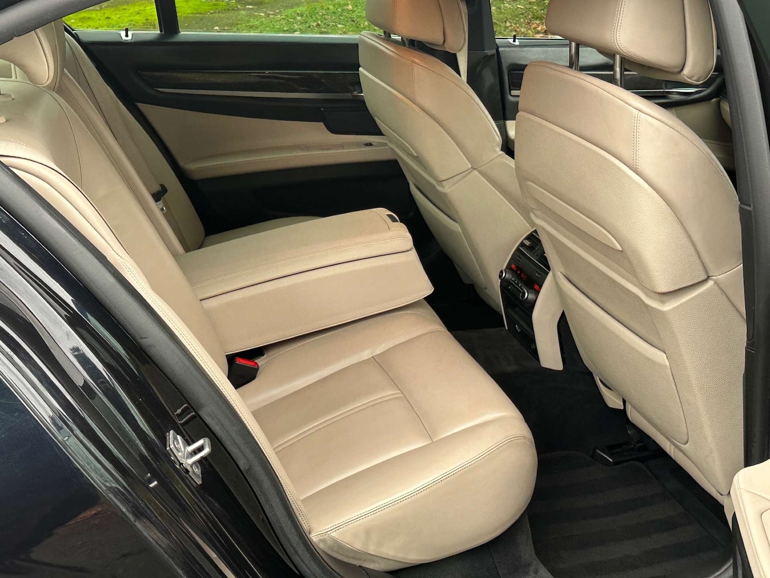 Used BMW 7 Series 2012 for sale - 76542267: Photo 38