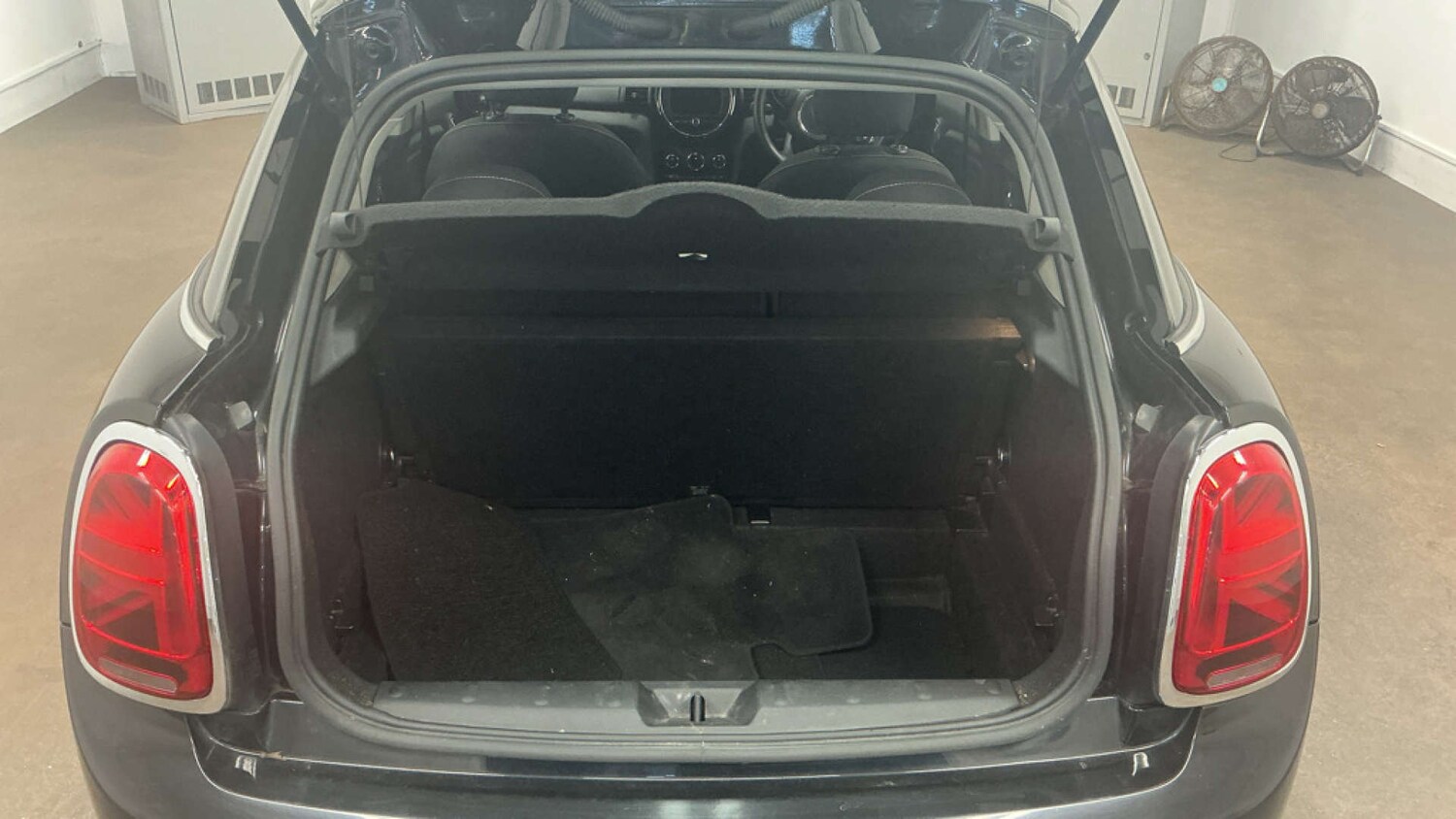 Used MINI Hatch 2019 for sale - 78068136: Photo 7