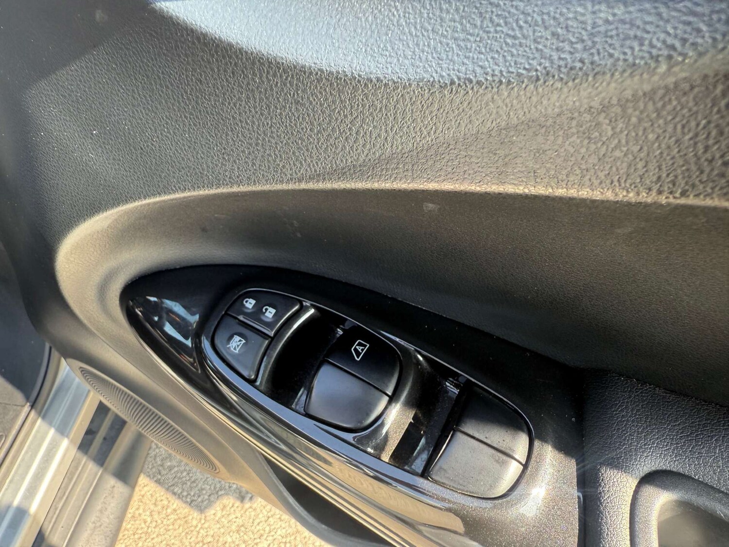 Used Nissan Juke 2017 for sale - 77981120: Photo 38