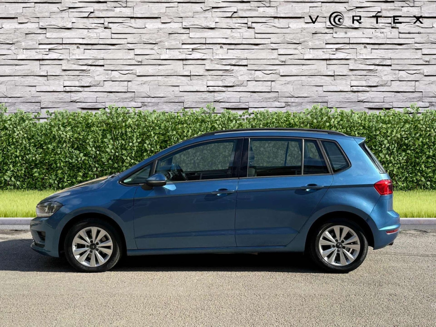 Used Volkswagen Golf SV 2014 for sale - 77148630: Photo 8