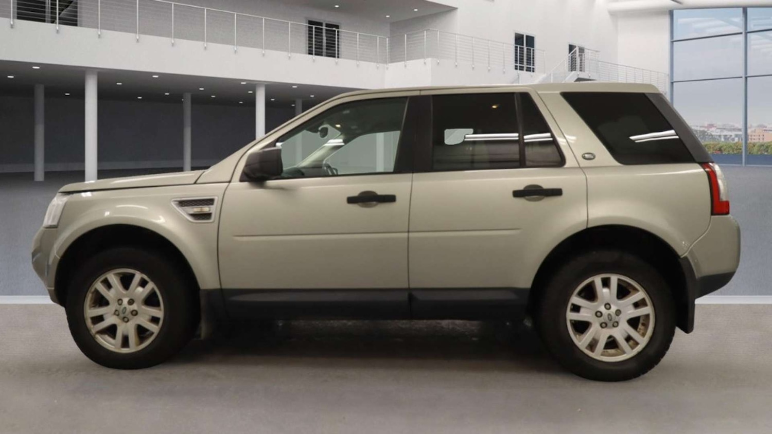 Used Land Rover Freelander 2012 for sale - 76600740: Photo 7