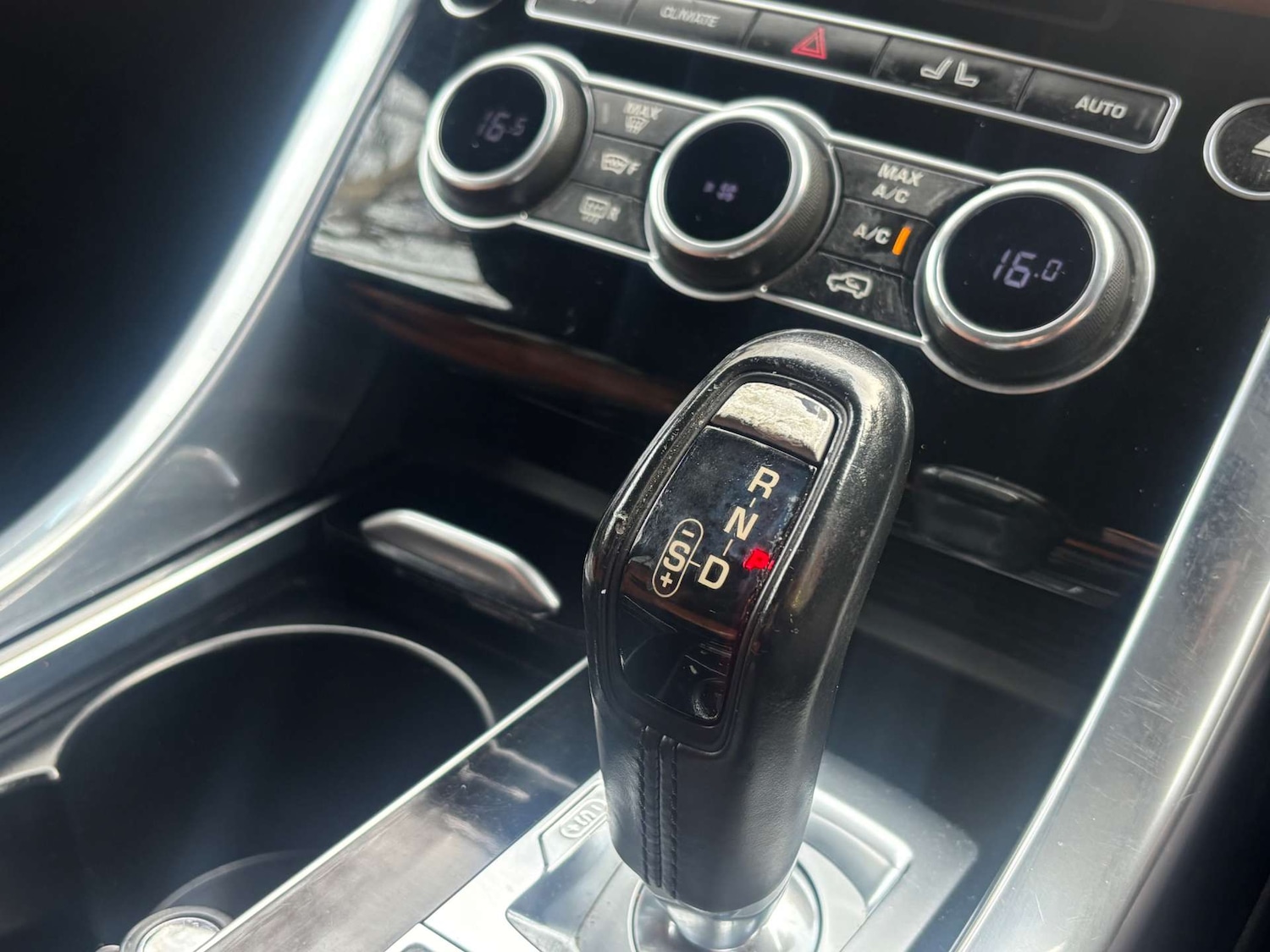 Used Land Rover Range Rover Sport 2015 for sale - 77556736: Photo 11