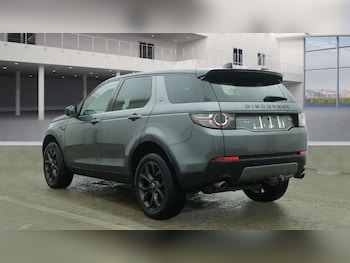 Used Land Rover Discovery Sport 2018 for sale - 78835731: Photo
