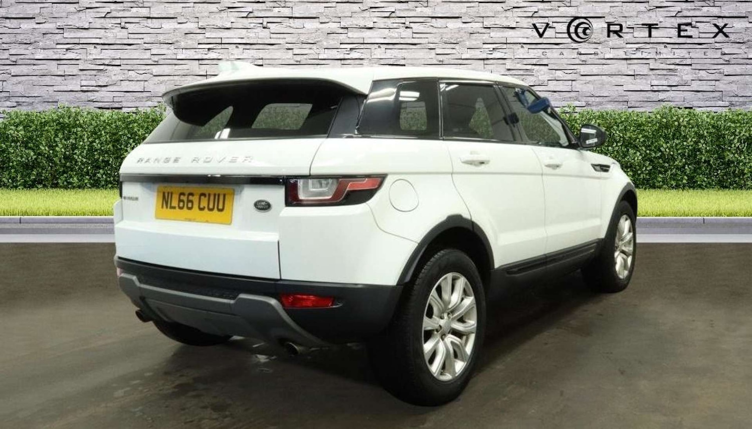 Used Land Rover Range Rover Evoque 2016 for sale - 77172414: Photo 4