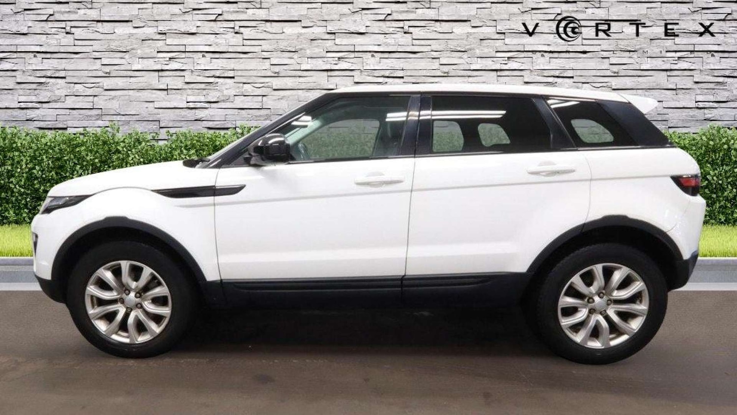Used Land Rover Range Rover Evoque 2016 for sale - 77172414: Photo 6