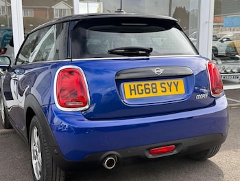 Used MINI Hatch 2019 for sale - 79608698: Photo
