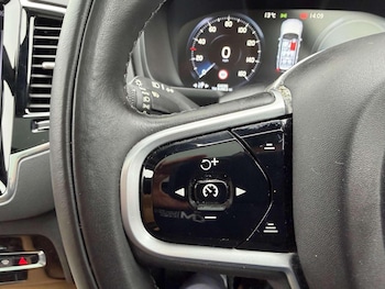 Used Volvo XC90 2018 for sale - 76391470: Photo