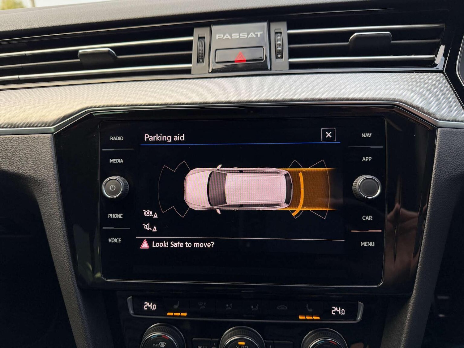 Used Volkswagen Passat 2020 for sale - 76836992: Photo 12