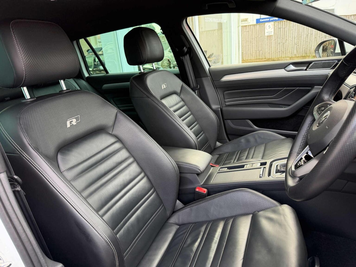 Used Volkswagen Passat 2020 for sale - 76836992: Photo 28