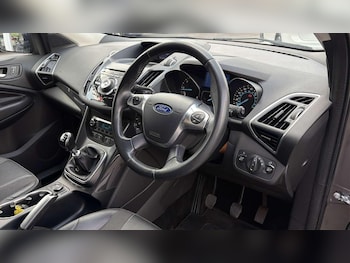 Used Ford Kuga 2015 for sale - 79277572: Photo