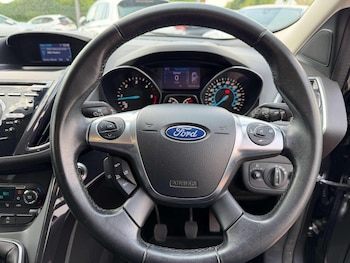 Used Ford Kuga 2015 for sale - 79277572: Photo