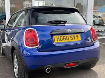 Used MINI Hatch 2019 for sale - 79668351: Photo