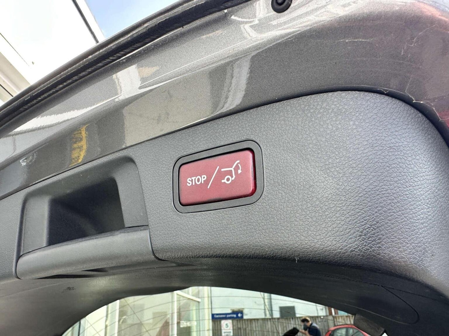 Vehicle 33
