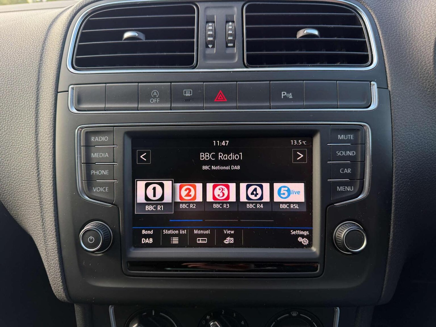 Used Volkswagen Polo 2017 for sale - 76741342: Photo 10