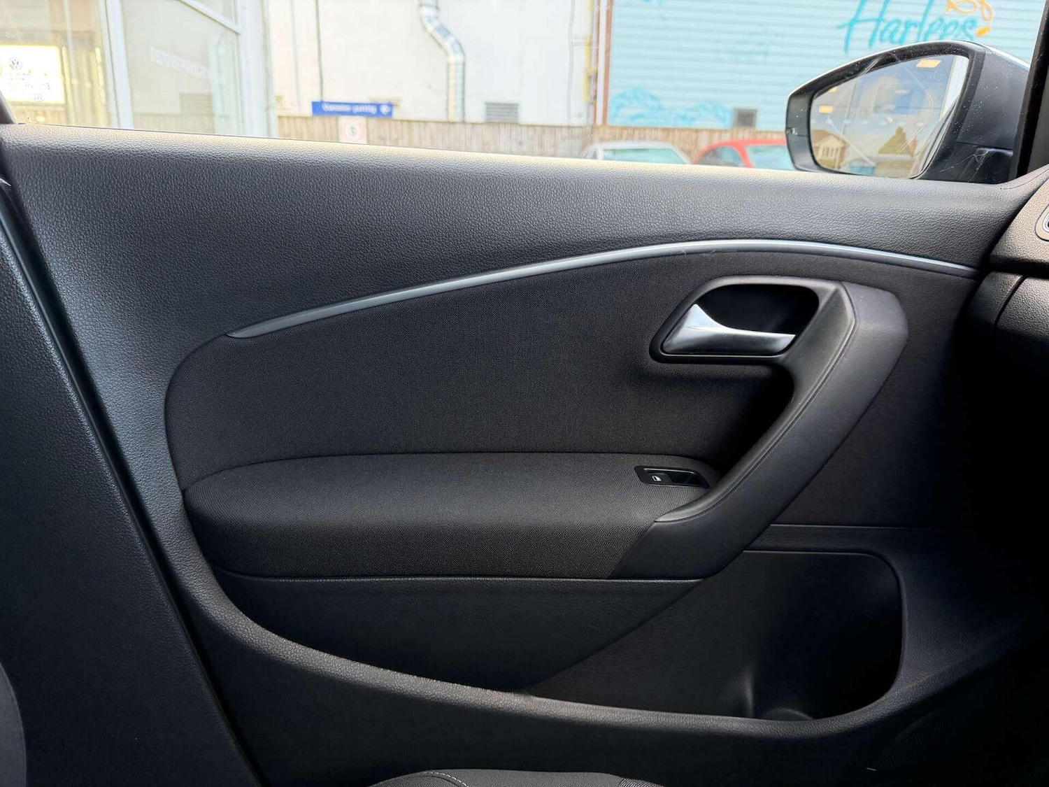 Used Volkswagen Polo 2017 for sale - 76741342: Photo 17