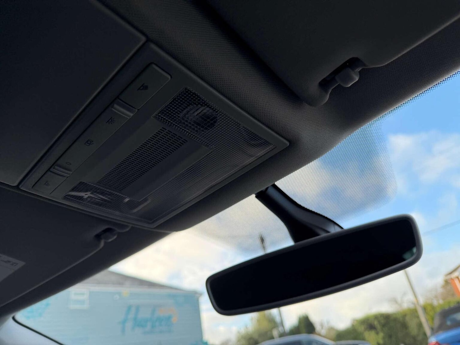 Used Volkswagen Polo 2017 for sale - 76741342: Photo 19