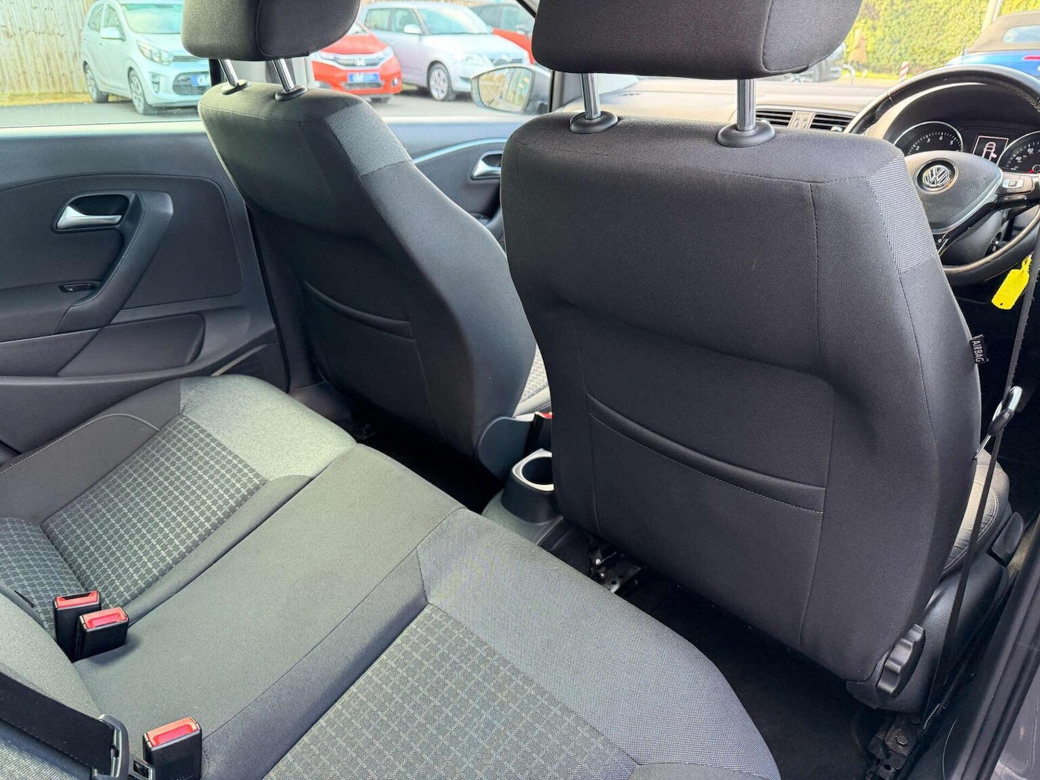 Used Volkswagen Polo 2017 for sale - 76741342: Photo 26