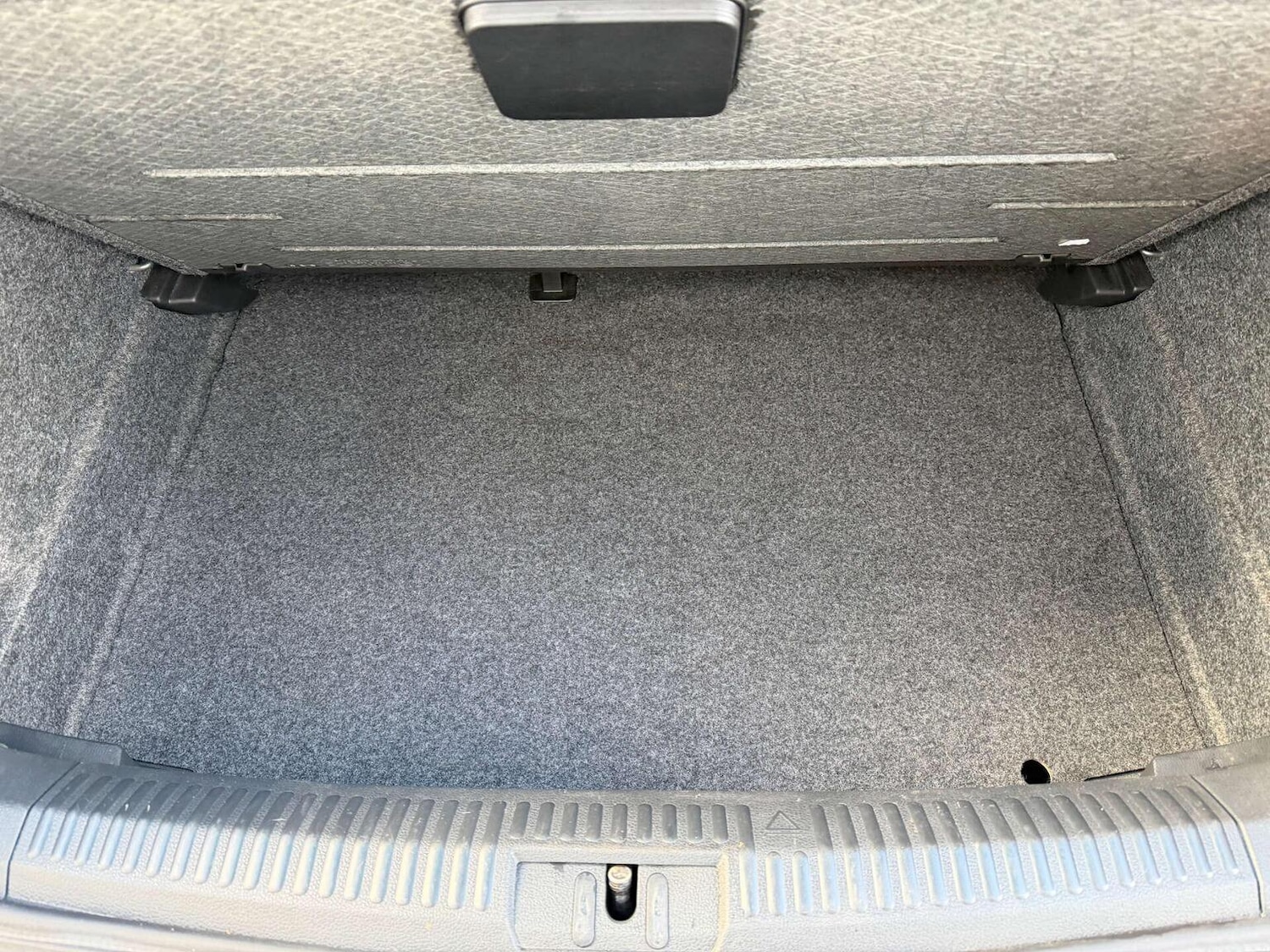 Used Volkswagen Polo 2017 for sale - 76741342: Photo 29