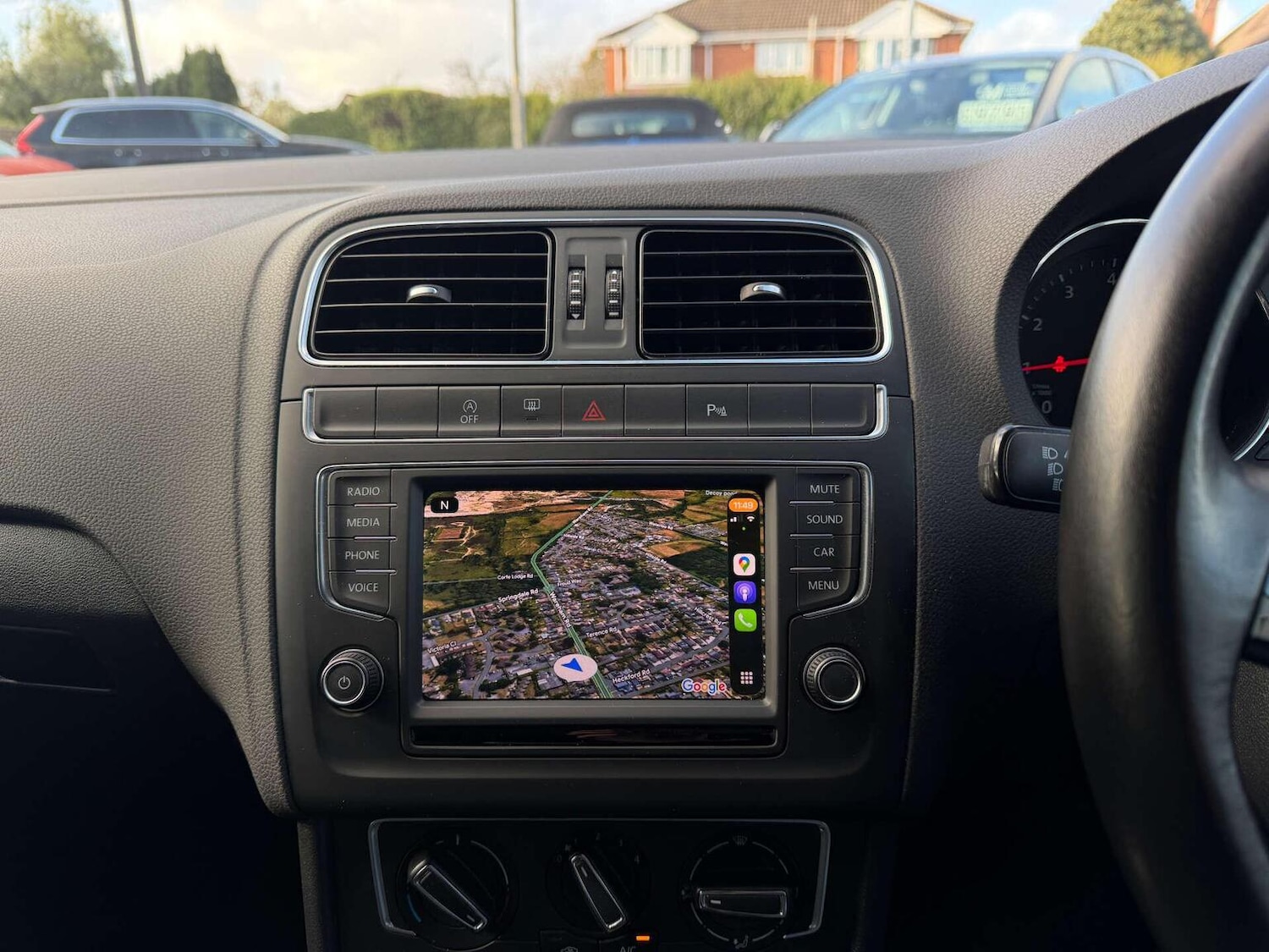 Used Volkswagen Polo 2017 for sale - 76741342: Photo 9