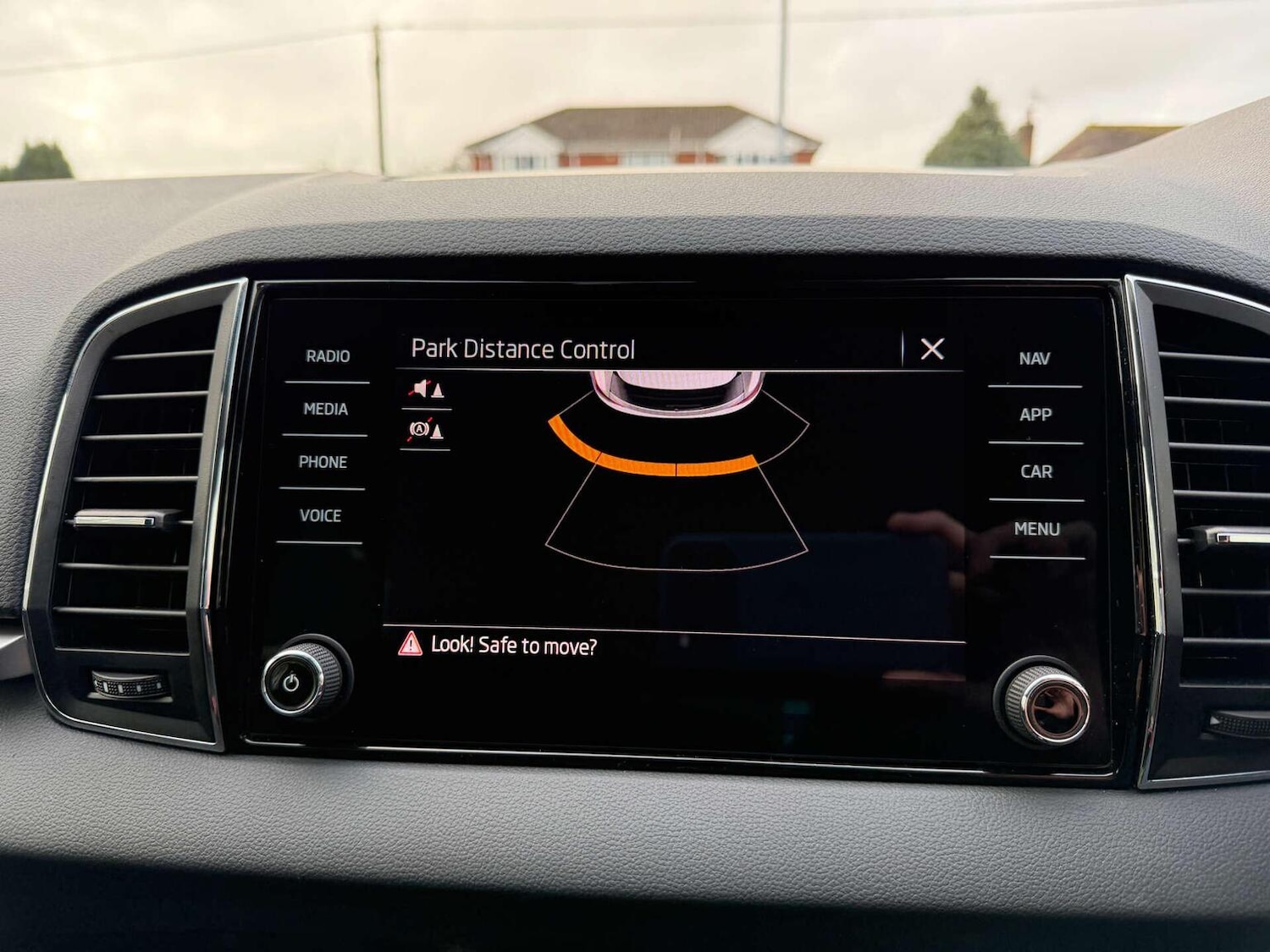 Used Skoda Karoq 2024 for sale - 77478148: Photo 11