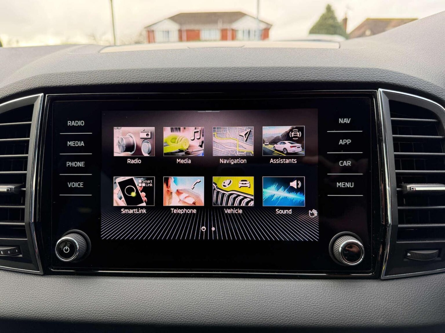 Used Skoda Karoq 2024 for sale - 77478148: Photo 12