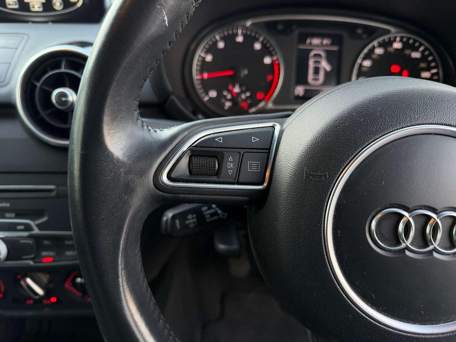 Used Audi A1 2017 for sale - 77735737: Photo 5