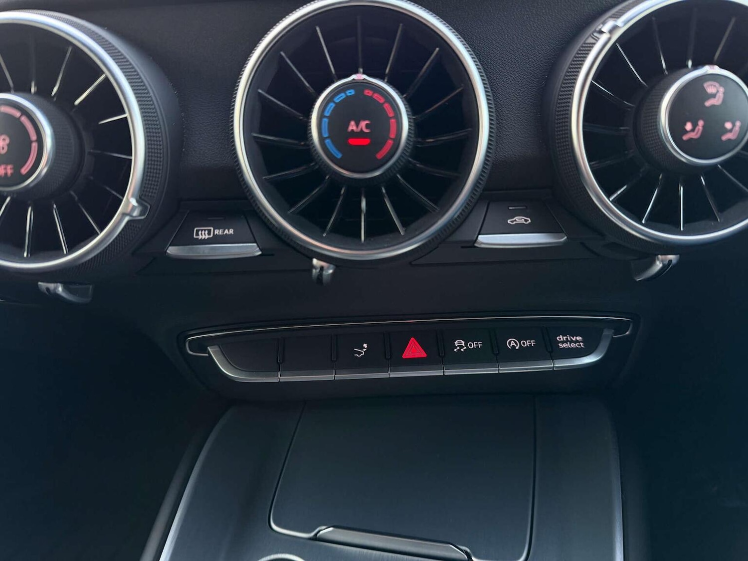 Used Audi TT 2015 for sale - 76924474: Photo 13