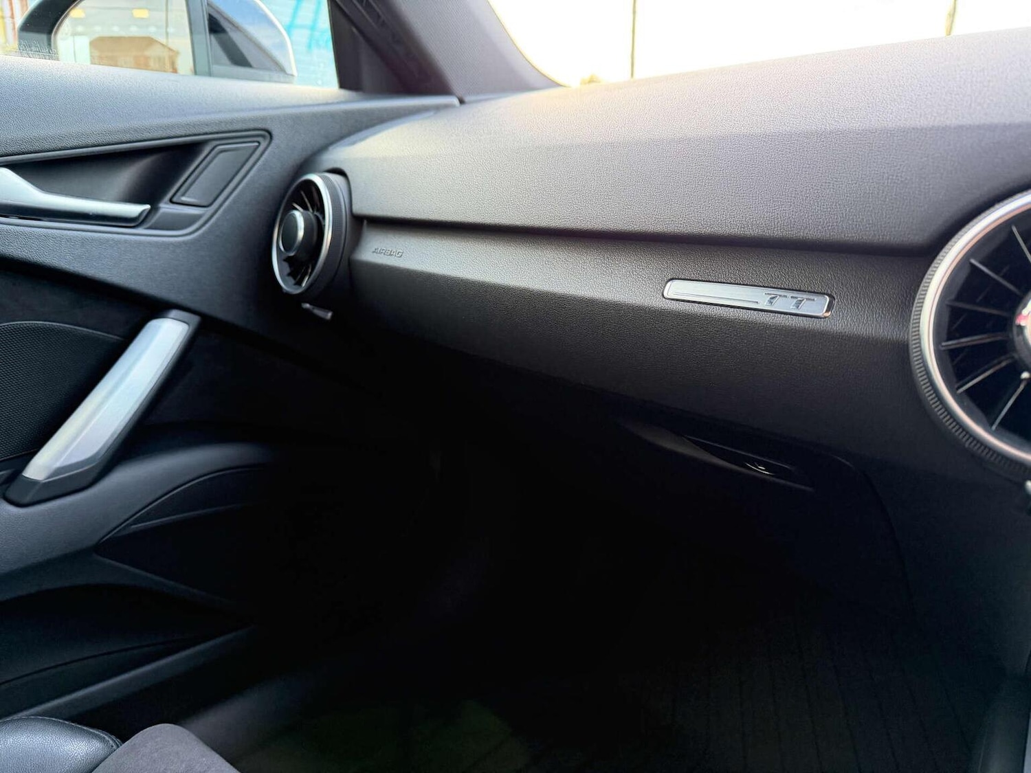 Used Audi TT 2015 for sale - 76924474: Photo 17