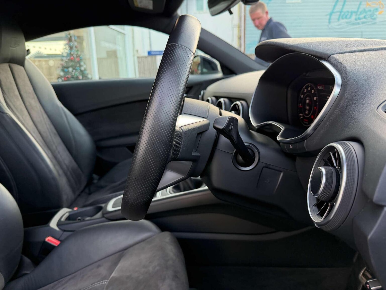 Used Audi TT 2015 for sale - 76924474: Photo 23