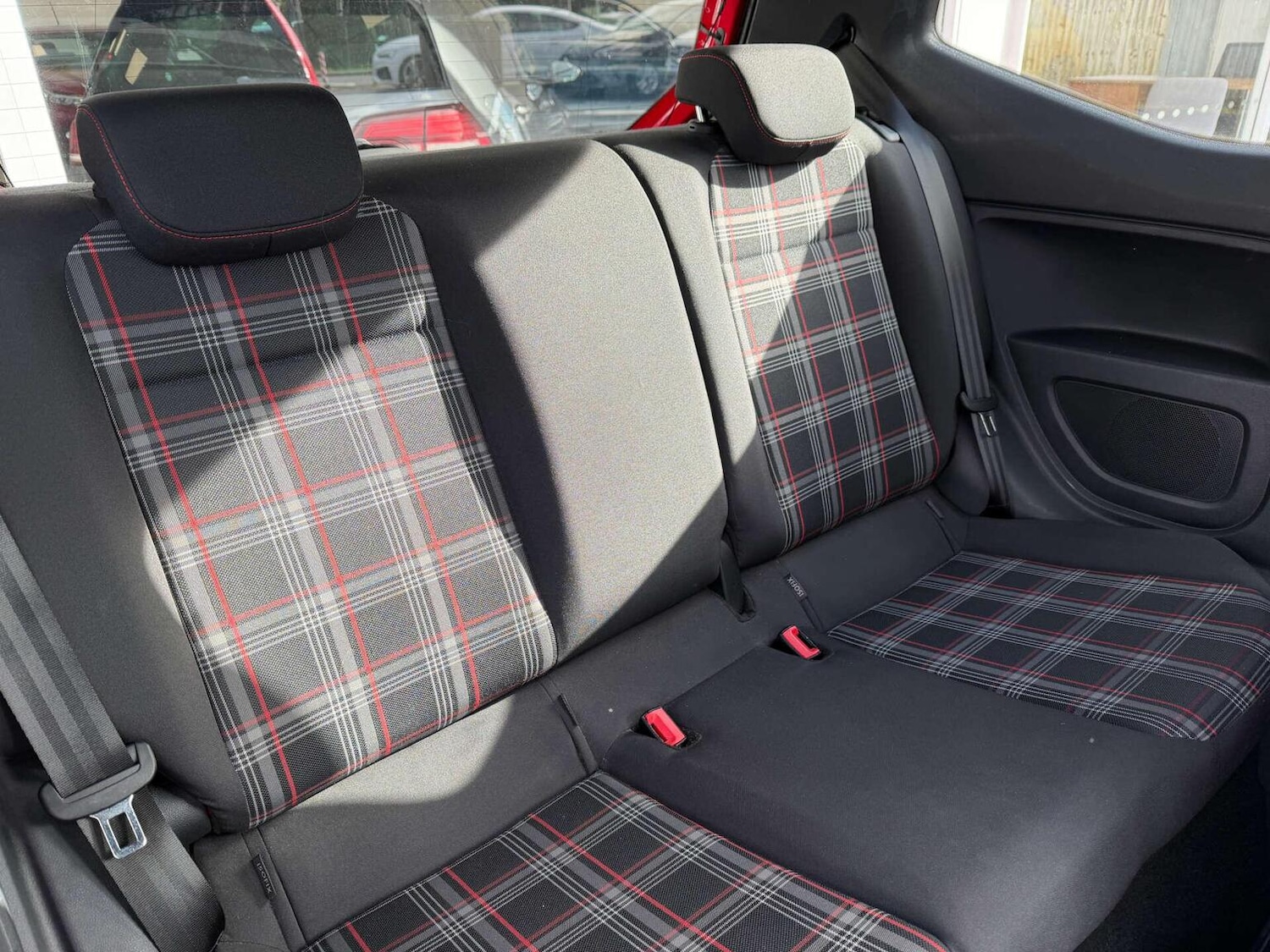 Used Volkswagen up! 2018 for sale - 77687689: Photo 24