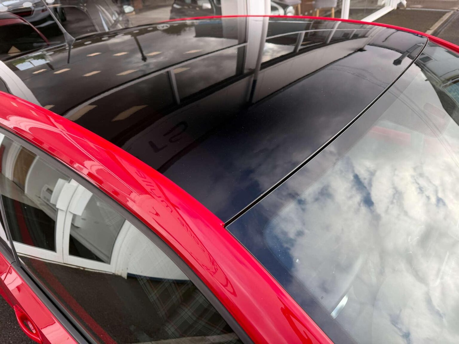 Used Volkswagen up! 2018 for sale - 77687689: Photo 30