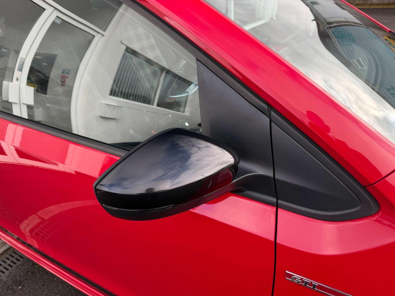 Used Volkswagen up! 2018 for sale - 77687689: Photo 31