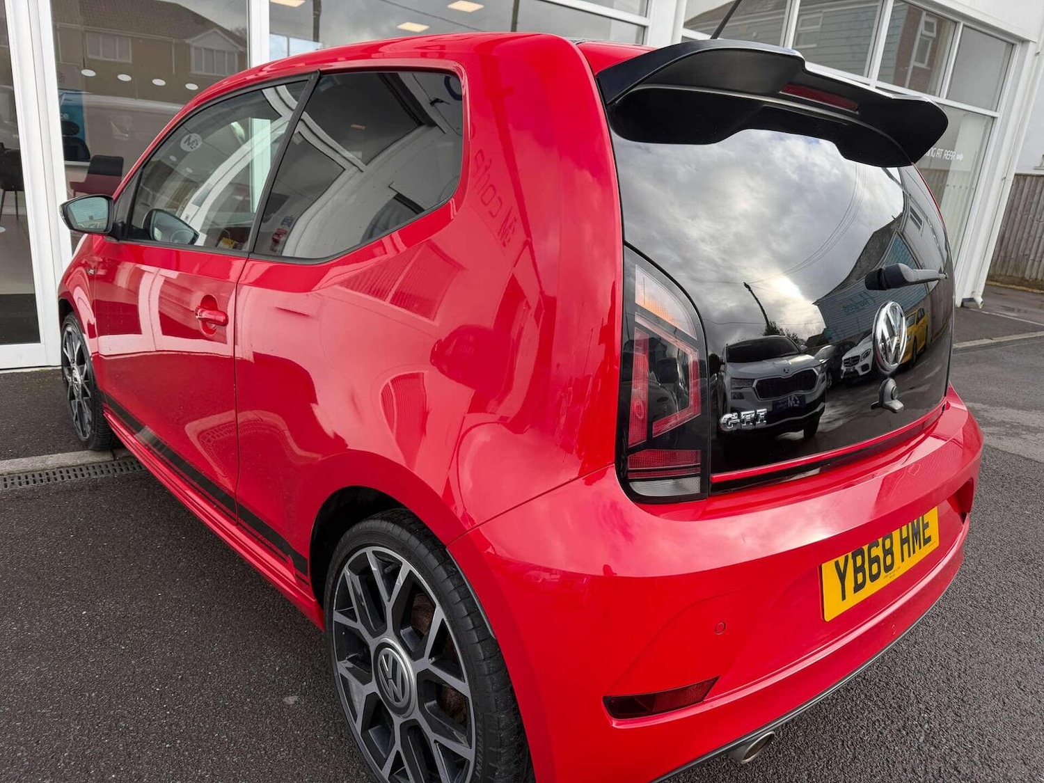 Used Volkswagen up! 2018 for sale - 77687689: Photo 40