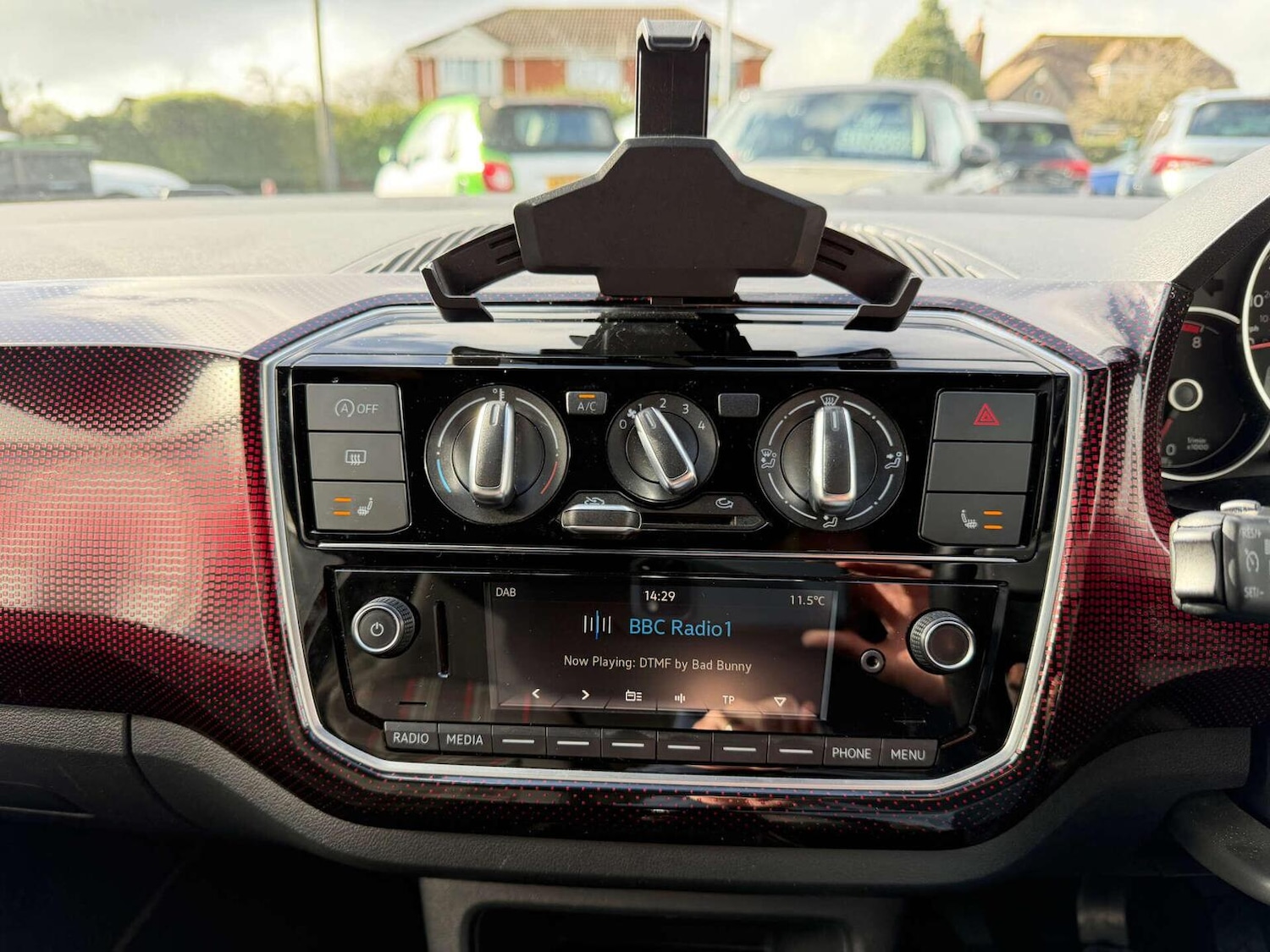 Used Volkswagen up! 2018 for sale - 77687689: Photo 9