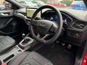 Used Ford Focus 2024 for sale - 76305577: Photo 3
